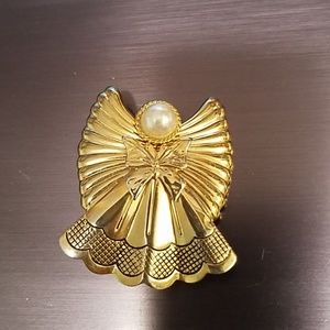 Angel pin signed Jane 1999 AOL